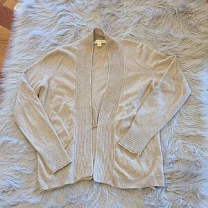 Banana‎ republic womens tan Italian yarn wool cardigan size medium